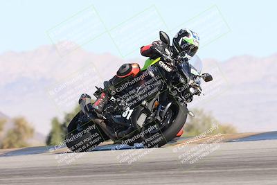 media/Dec-04-2025-Racers Edge (Thu) [[5ebc9f124d]]/3-B Group/4-Session 2 (Turn 9 Entry)/